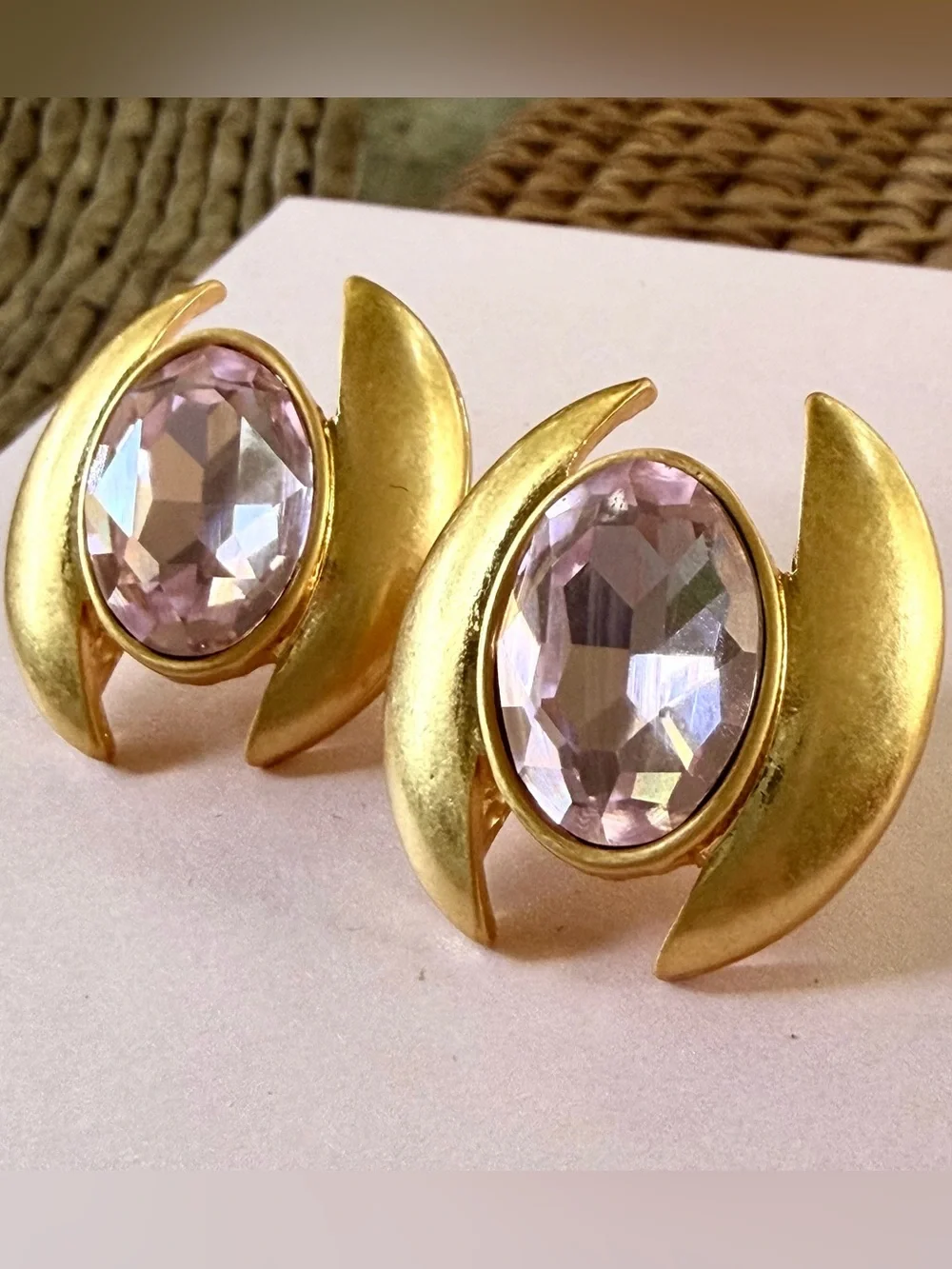 OSCAR DE LA RENTA Lt. Rose Pink/Gold  Crystal Earrings ✨SIGNED✨Post Back